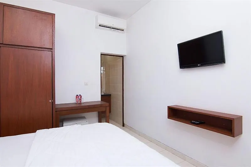 Zen Rooms Kartika Plaza 2 Kuta  3*, Kuta (Bali)